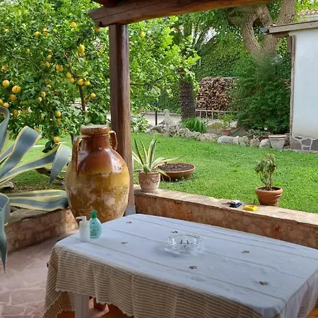 Casetta Delle Fiabe Holiday home Rome