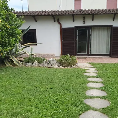 Casetta Delle Fiabe 度假居 罗马